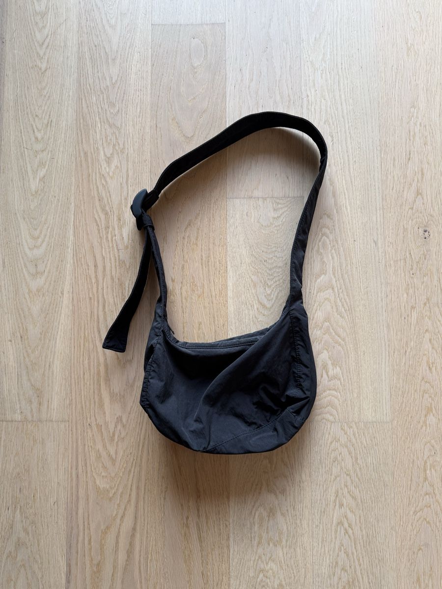 Cos Taschen: Schwarze COS Umhängetasche – Neu (gemäss Beschreibung) aus Zürich von sandro_colombini