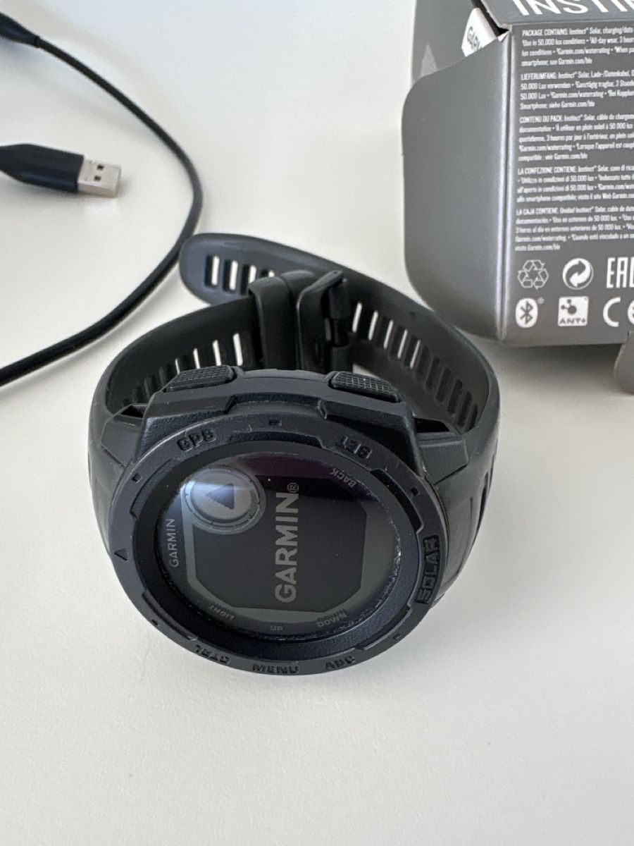 Garmin Smartwatch: Garmin Instinct Solar Smartwatch gebraucht – Gebraucht aus Zürich von Devante 1