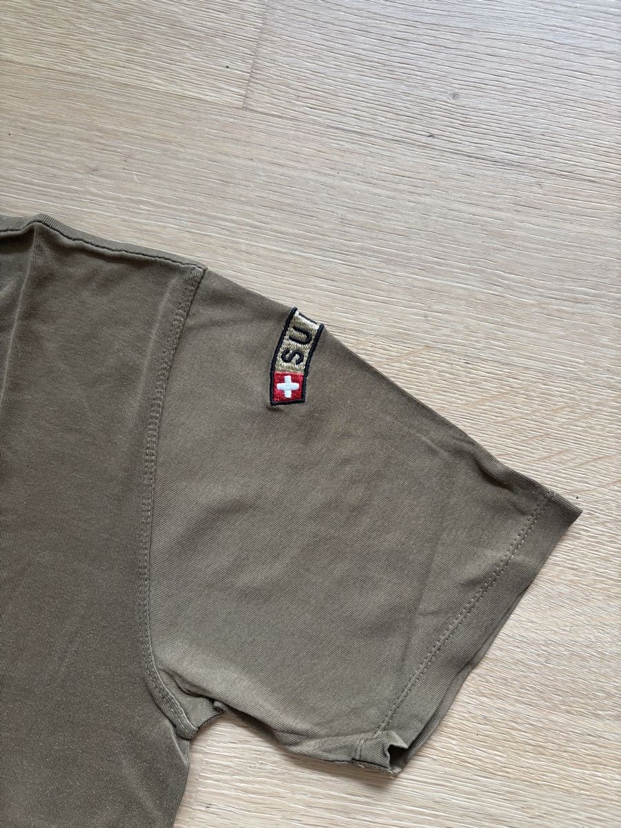 Schweizer Armee T-shirt: Schweizer Armee Shirt (Gr. 52) – Usato da Wallisellen venduto da simeli94 1