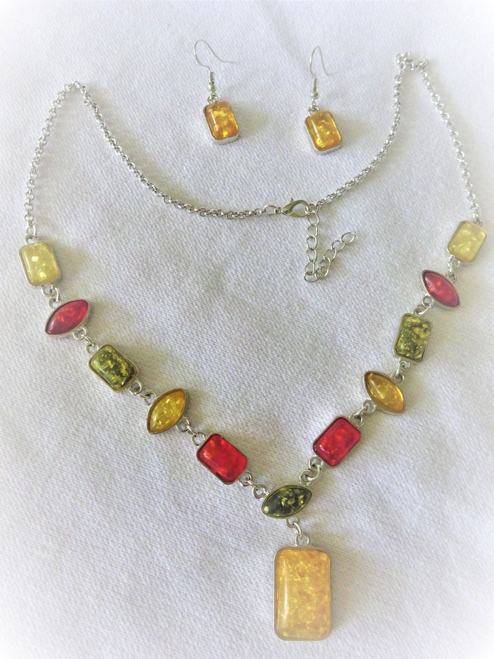 Sonstiger Schmuck: Schmuck Set, Kette und Ohrringe – Neu (gemäss Beschreibung) aus Frauenfeld von  2