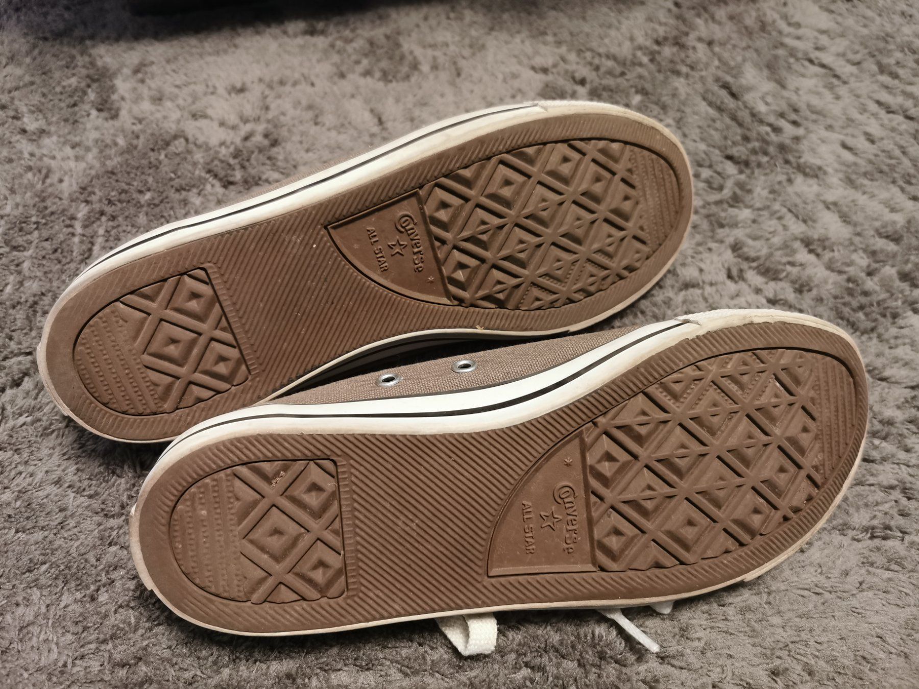 Converse Damenschuhe: Converse All Star, Gr. 38.5 – Gebraucht aus Gunzgen von 0Aurin0 2