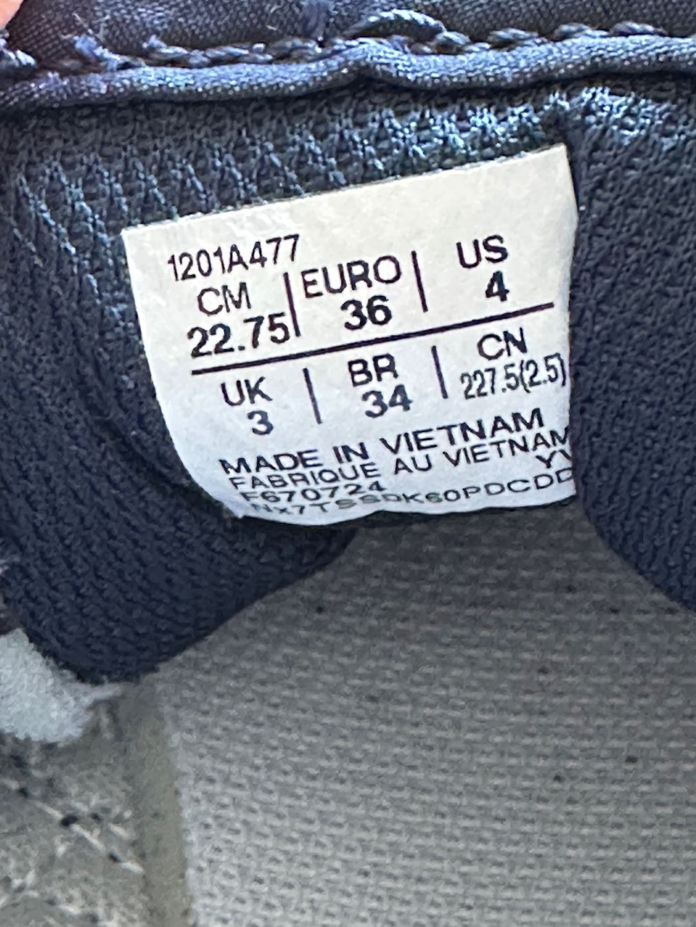 Viking Scarpe per ragazzi: ASICS Sneaker 36 Blue – Usato da Montagnola venduto da eva_gm6j 5