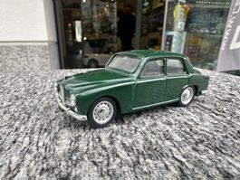 Brumm 1:43 R89 Alfa Romeo 1900 1950 grün Druckguss