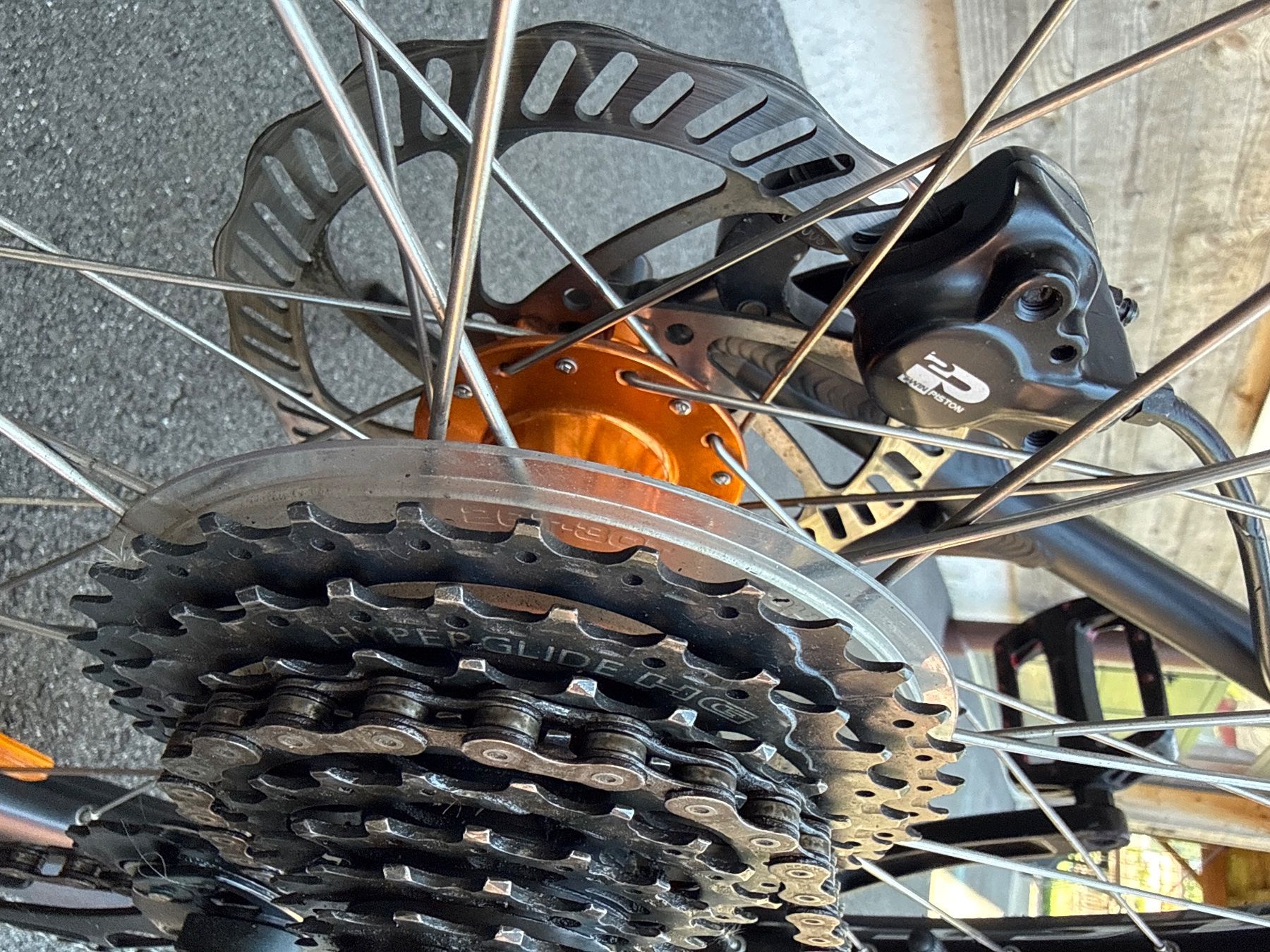 Specialized Vélos: SPECIALIZED HARDROCK MTB SHIMANO TEKTRO Disc Oil Grösse S – D'occasion à Unterseen par ORION2025 9