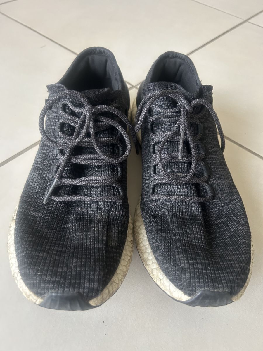 Scarpe da uomo: Adidas Men's Sneakers Size 46 2/3 – Usato da Marin-Epagnier venduto da Kty_1907