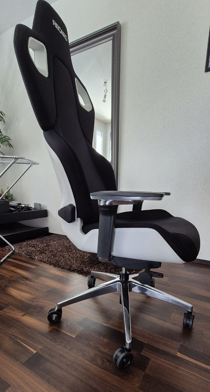 Recaro Stühle: Recaro Exo Platinium – Gebraucht aus Frauenfeld von ROY33 3