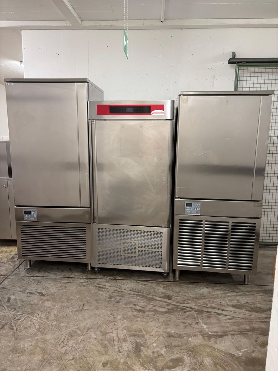 Congelatori: 4 Schockfroster – Usato da Dietikon venduto da dia_y8y5 5