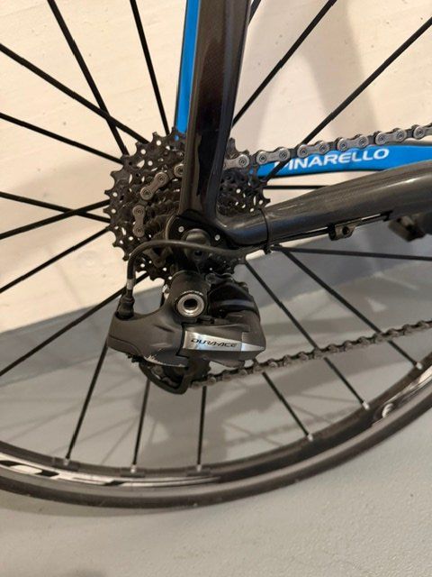 Pinarello Biciclette: Rennvelo Pinarello Dogma Frame Sky – Usato da Rotkreuz venduto da Tiger3 3