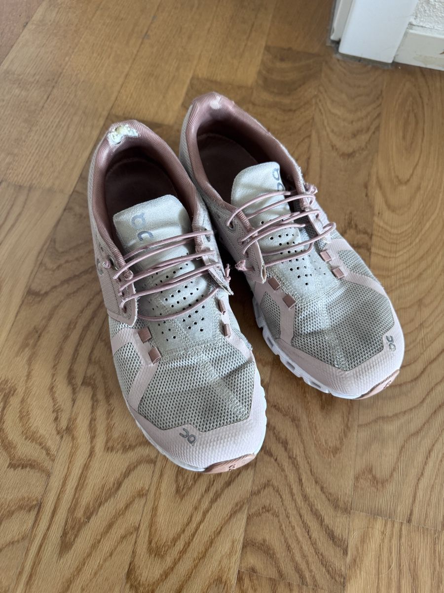 On Scarpe da uomo: On Cloud Gr. 40 – Usato da Herzogenbuchsee venduto da _jaaanita