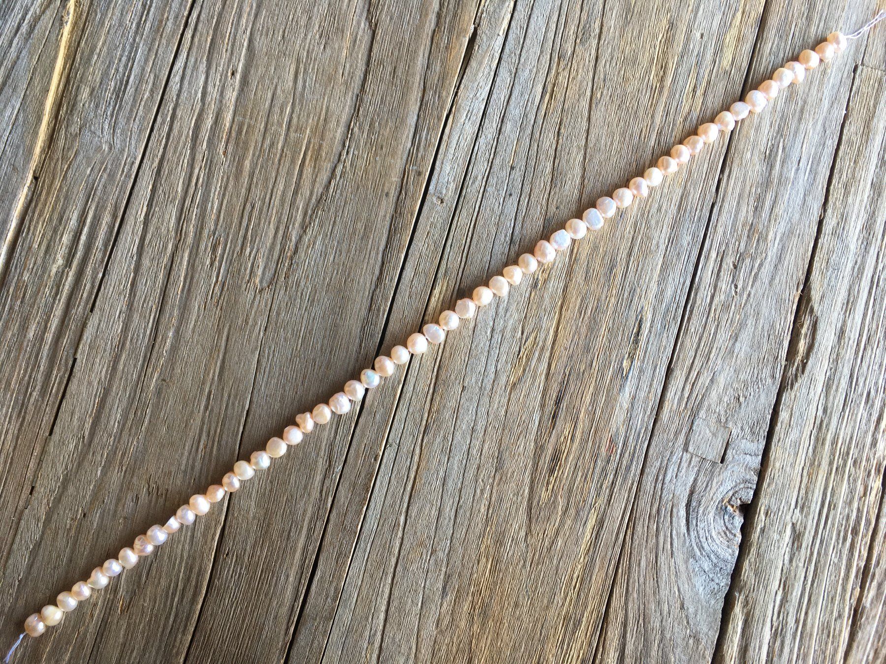 Catenine: SÜSSWASSERPERLEN  KETTENSTRANG  ROSA   LÄNGE 38cm – Nuovo e nell'imballaggio originale da Aesch ZH venduto da LiquidAktion 6