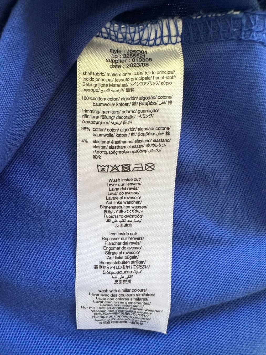 Camicie, T-shirt & Polo: Boss Kinder T-shirt Grösse 12 – Usato da Lausen venduto da Swissart123 3