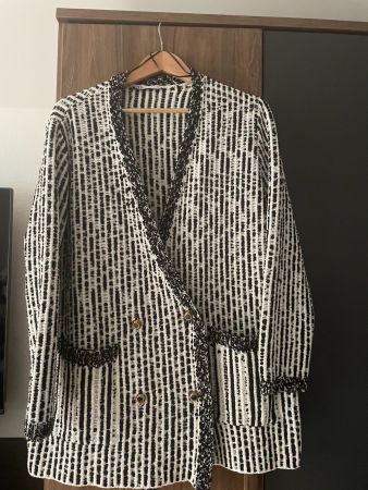Giacca / maglione con bottoni doppi marca Zara