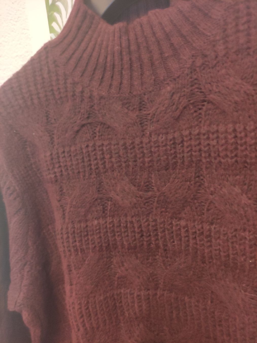 Maglioni & Felpe: Vero Moda Pullover rot bordeaux, Grösse S, Neuwertig! – Nuovo (secondo la descrizione) da Schliern b. Köniz venduto da Pecannut 1