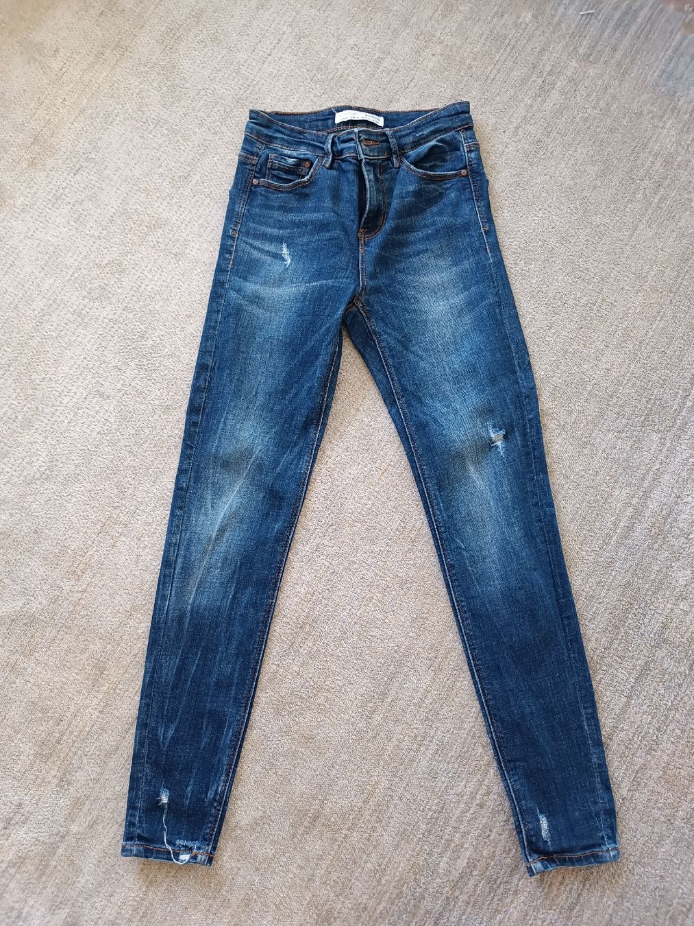 Stradivarius Jeans: JEAN STRADIVARIUS REGULAR HIGH WAIST 34 – Nuovo (secondo la descrizione) da Sierre venduto da shirley04 1