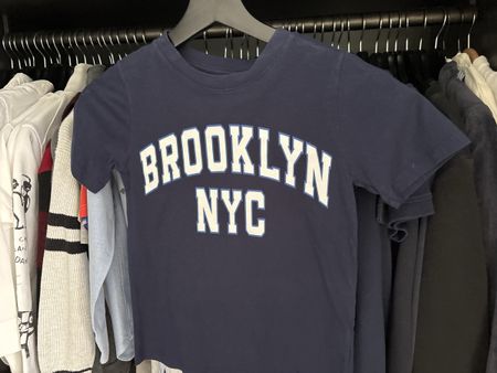 H&M T-Shirt, Gr. 122/128, dunkelblau, Brooklyn NYC