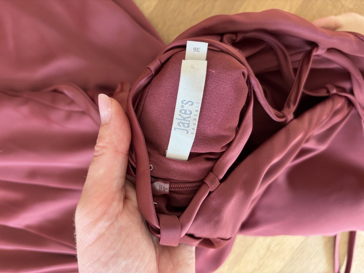 Robes: Maxikleid Jake's, Grösse 36 dunkelrot – D'occasion à Zürich par bib_ds9n 4