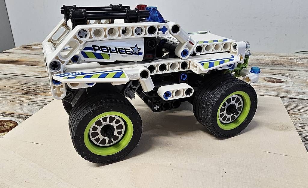 Giocattoli: Lego Technik Police – Usato da Waldstatt venduto da jocus08