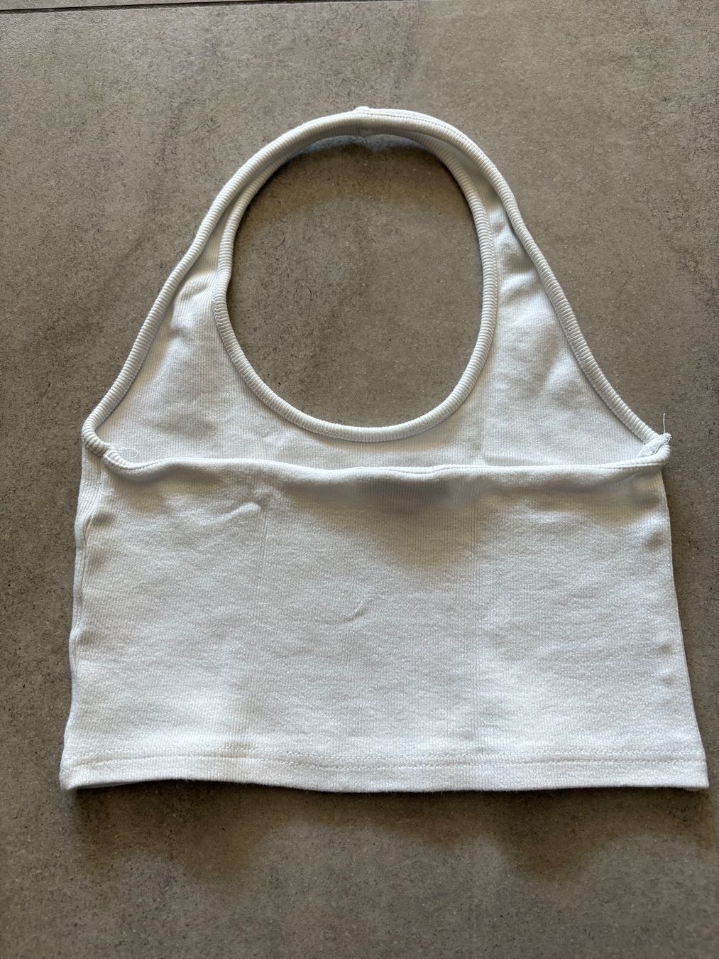 Pull&Bear Kleiderpakete: 3 Pull&Bear Neckholder-Tops Gr. M – Gebraucht aus Basel von El_Haraldo 7