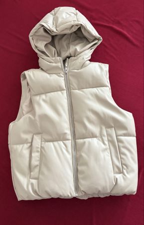 FB Sister Weste beige mit Kapuze, sehr guter Zustand Gr. M