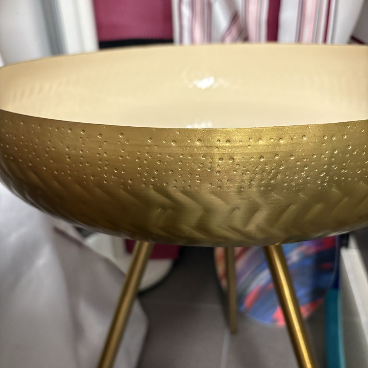 Tische: Beistelltisch Gold  – Gebraucht aus Schübelbach von sel_hr5w 2