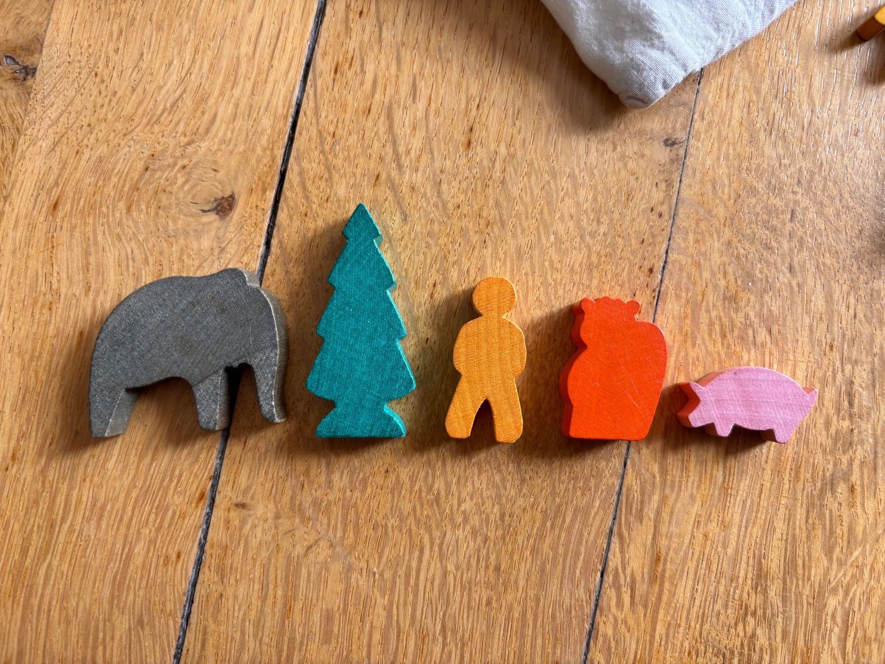 Giocattoli: Tierfiguren aus Holz – Usato da Zürich venduto da ScoutFinch 1