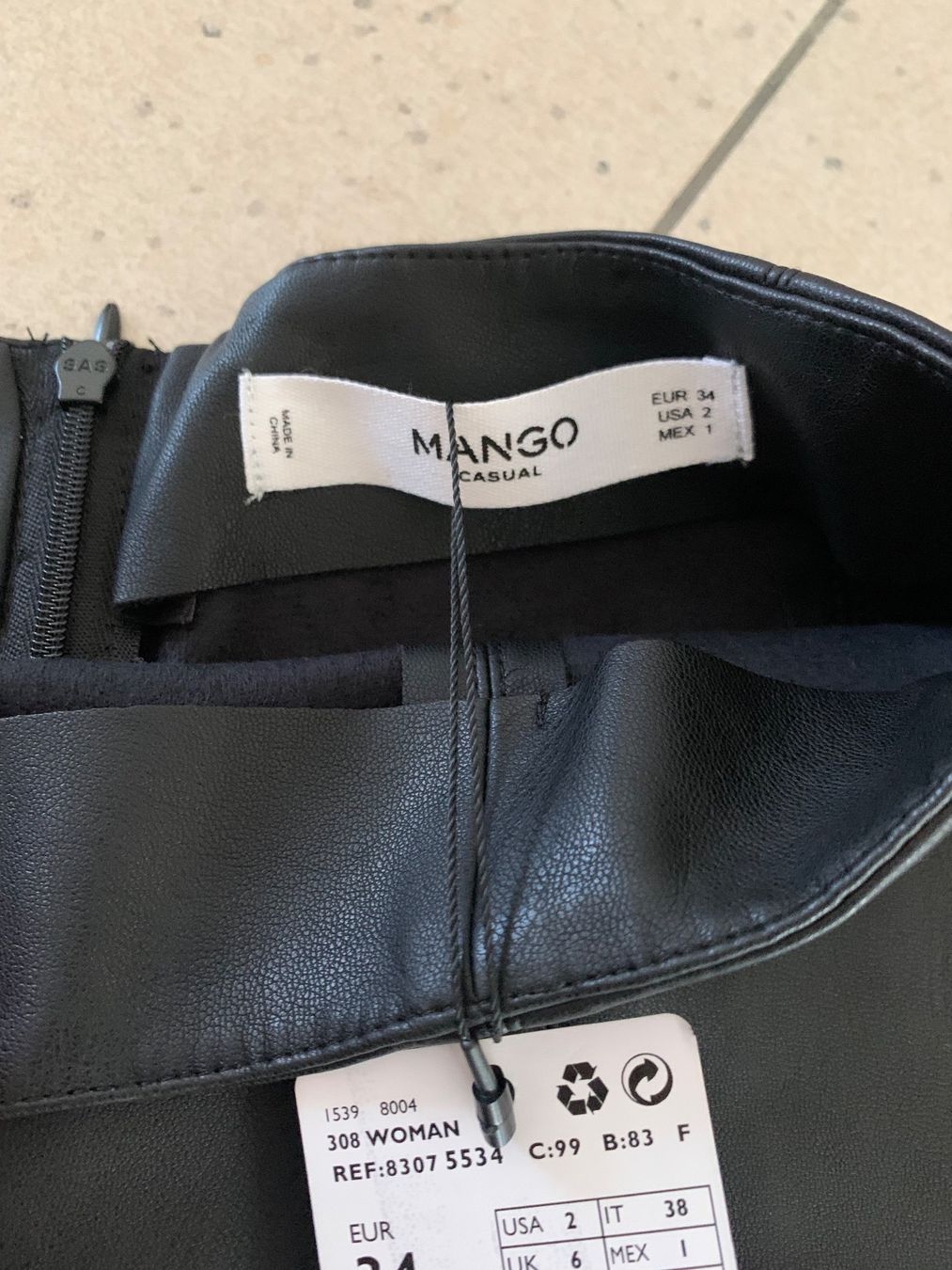 Mango Gonne: Mango Kunstleder Minirock - NEU in Gr. 34 – Nuovo e nell'imballaggio originale da Suhr venduto da Mira-21 1