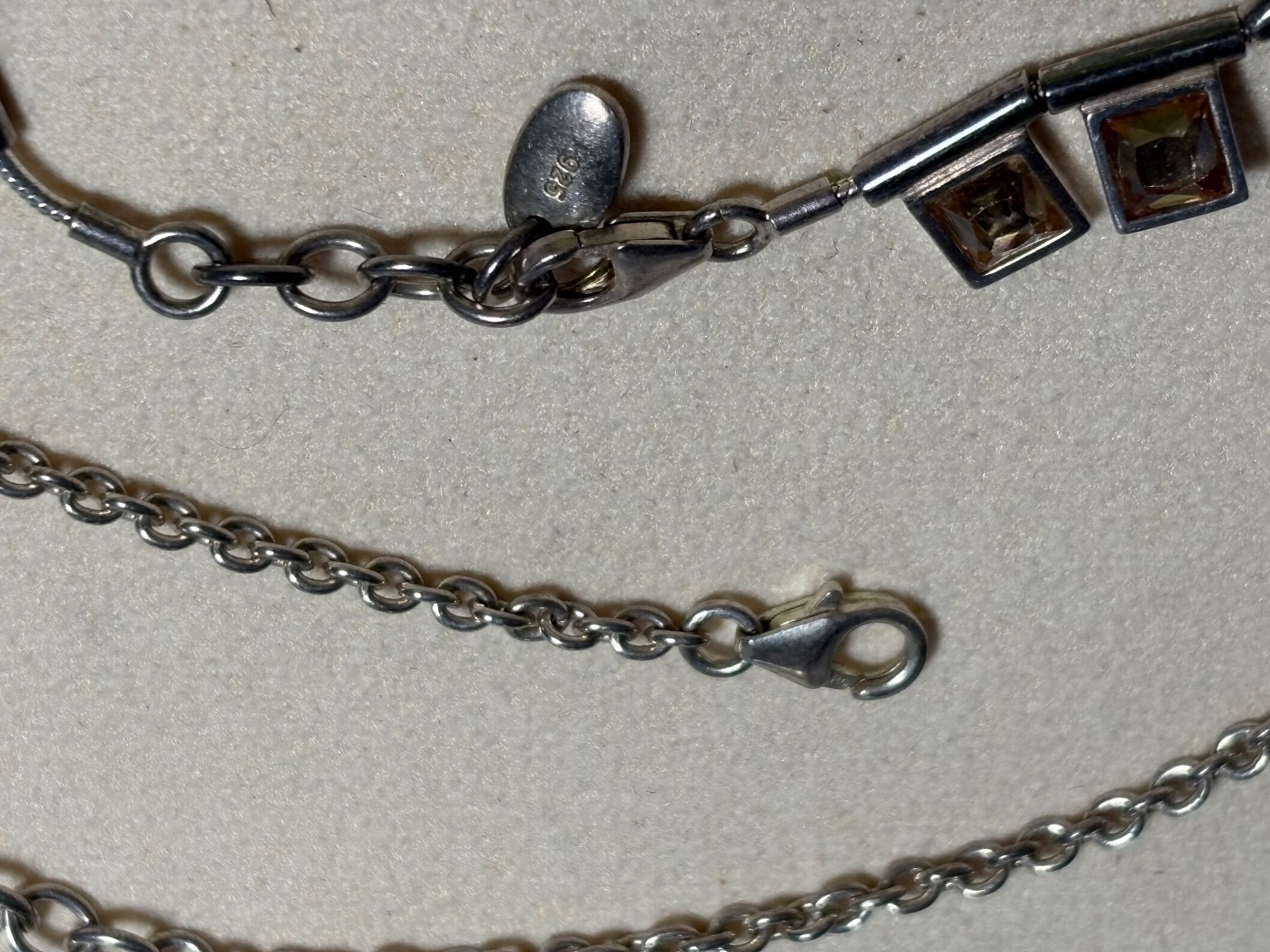 Bracciali & Braccialetti: Sehr schönes Armband mit passendem Halsschmuck – Usato da St. Peterzell venduto da verena40 7