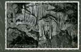 AK sw Boncourt JU Grottes Milandre,Salle d.Draperies ≈1940