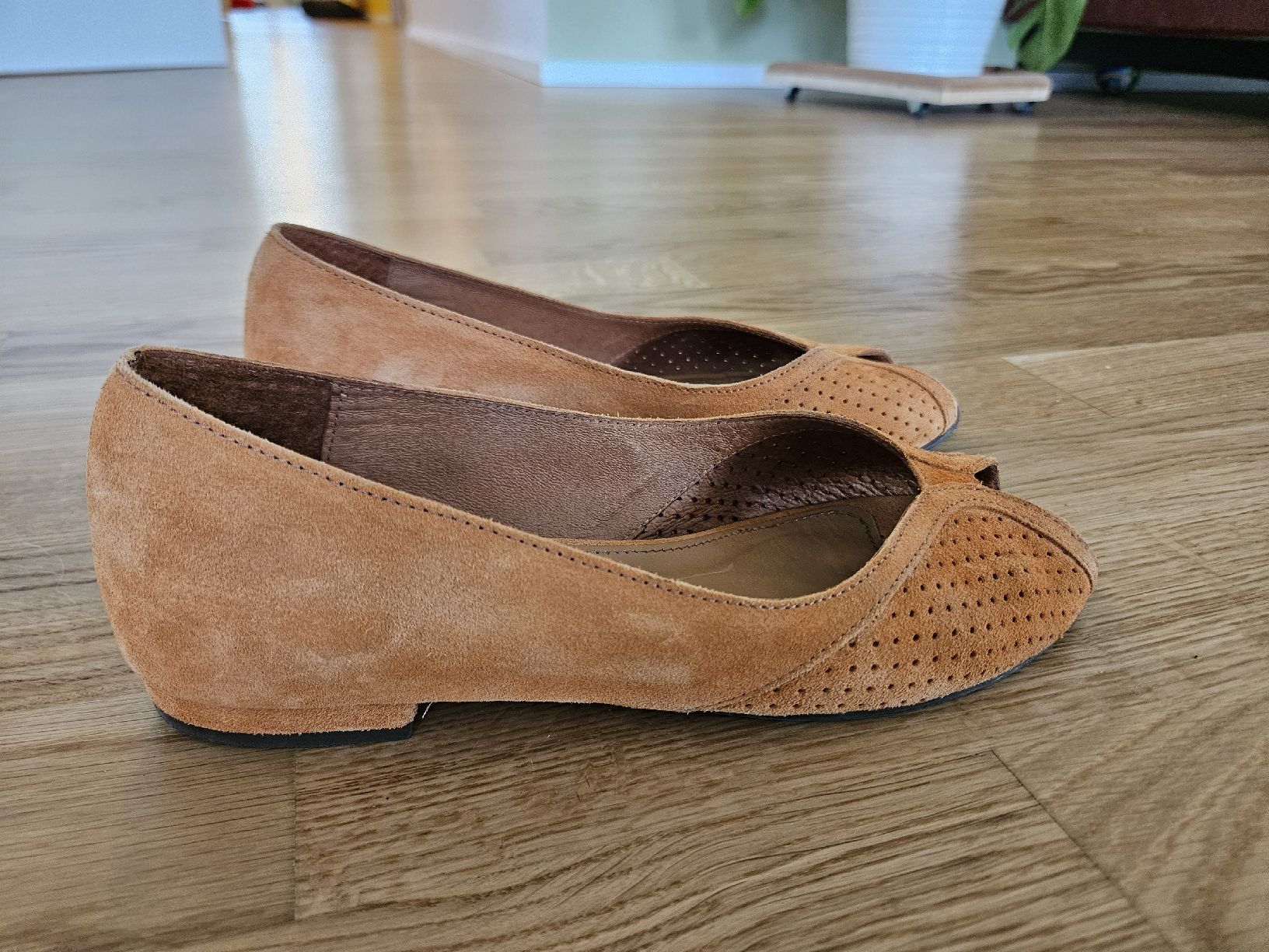 Damenschuhe: Sandalen Gr. 37 von anonymous copenhagen – Gebraucht aus Zürich von RominaD01