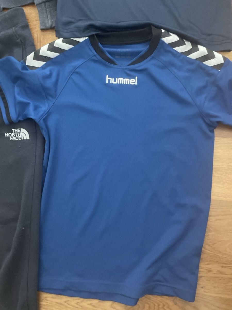 Ensembles coordonnés: Trainer Set Junge Gr.152 blau – D'occasion à Baar par Vili7 5