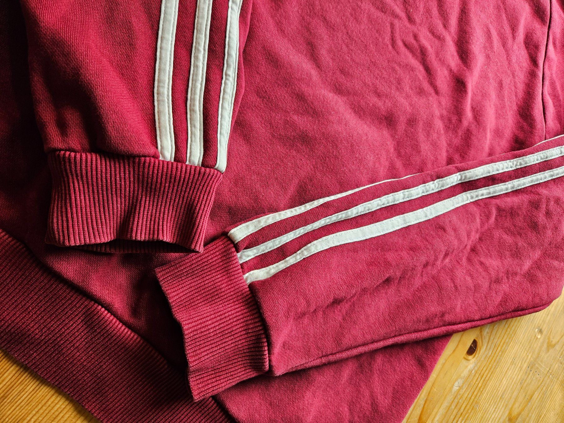Adidas Maglioni & Felpe: Hoodie adidas Grösse S retro – Usato da Hägglingen venduto da United-Village-Trade 7