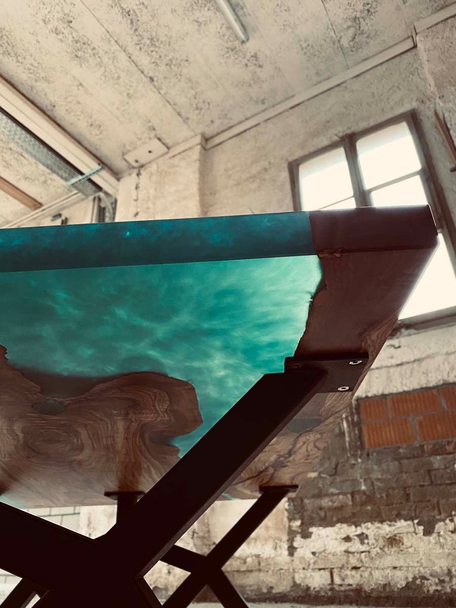 Tavoli: Olive wood and epoxy coffee table - beautiful & unique – Nuovo (secondo la descrizione) da Unterseen venduto da Drewski 4