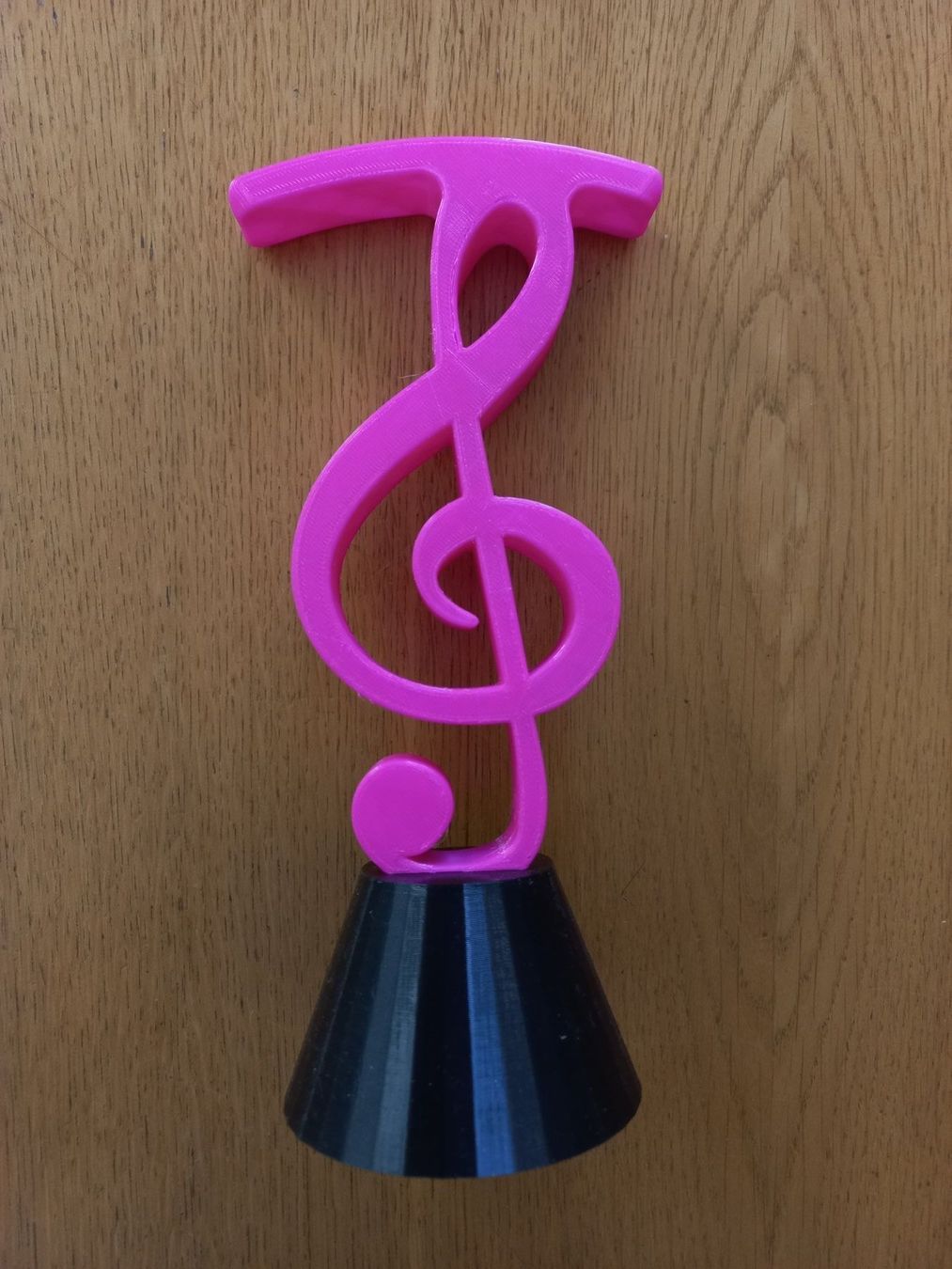 Treppiedi & Teste: Kopfhörer Ständer /Kopfhörer Halterung - Pink – Nuovo (secondo la descrizione) da Giornico venduto da ale_lc8k 3