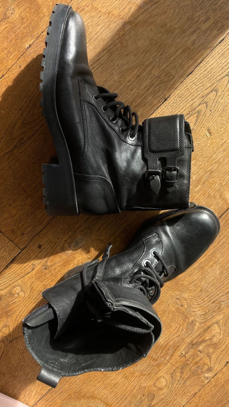 Massimo Dutti Scarpe da donna: Boots – Usato da St-Gingolph venduto da Ynatka 1