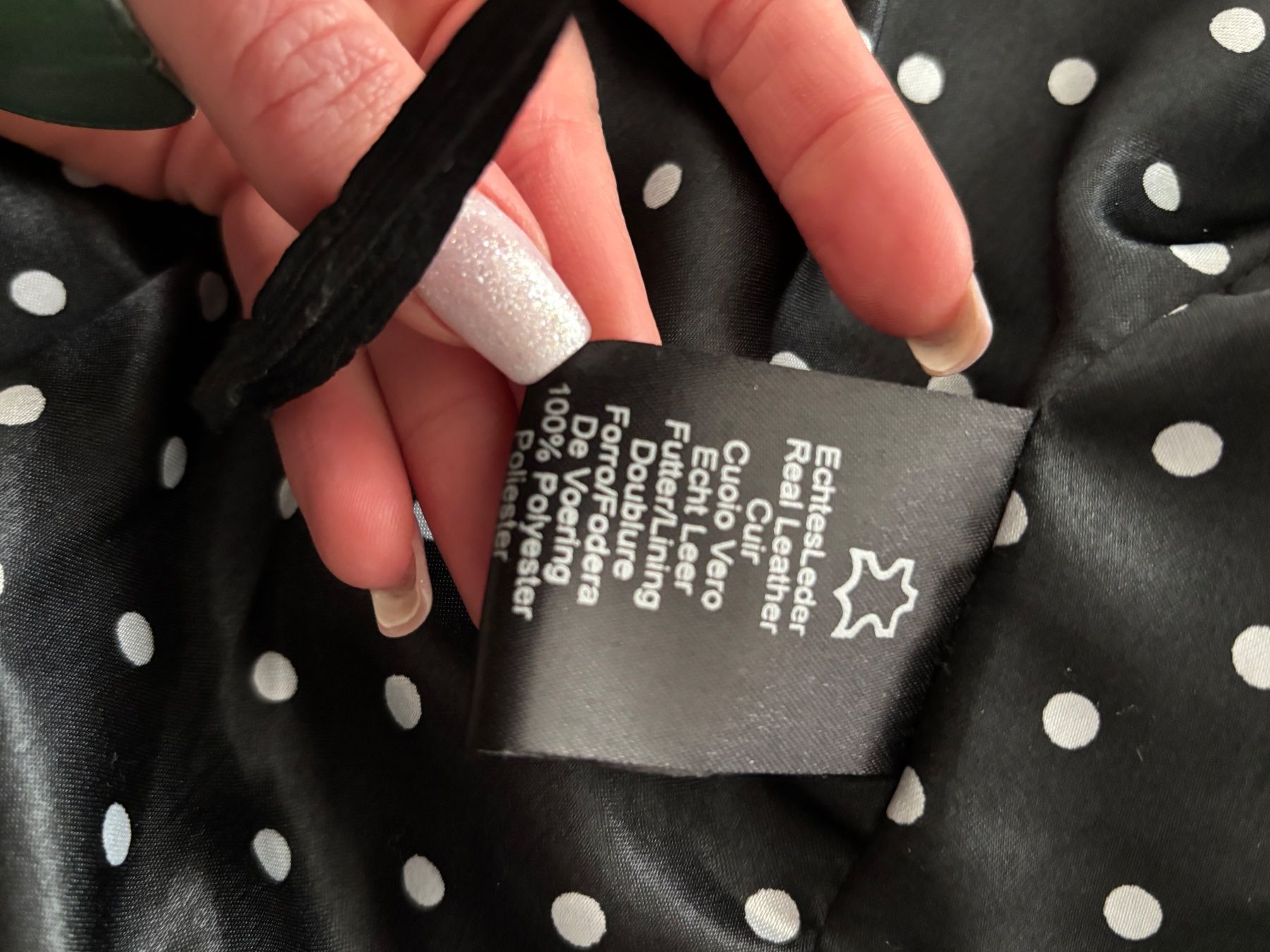 Giacche: Veste en cuir NEUVE taille 40 – Nuovo e nell'imballaggio originale da Cossonay-Ville venduto da ale_k9mh 6