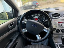 Ford Focus 2.0i 16V / ab MFK