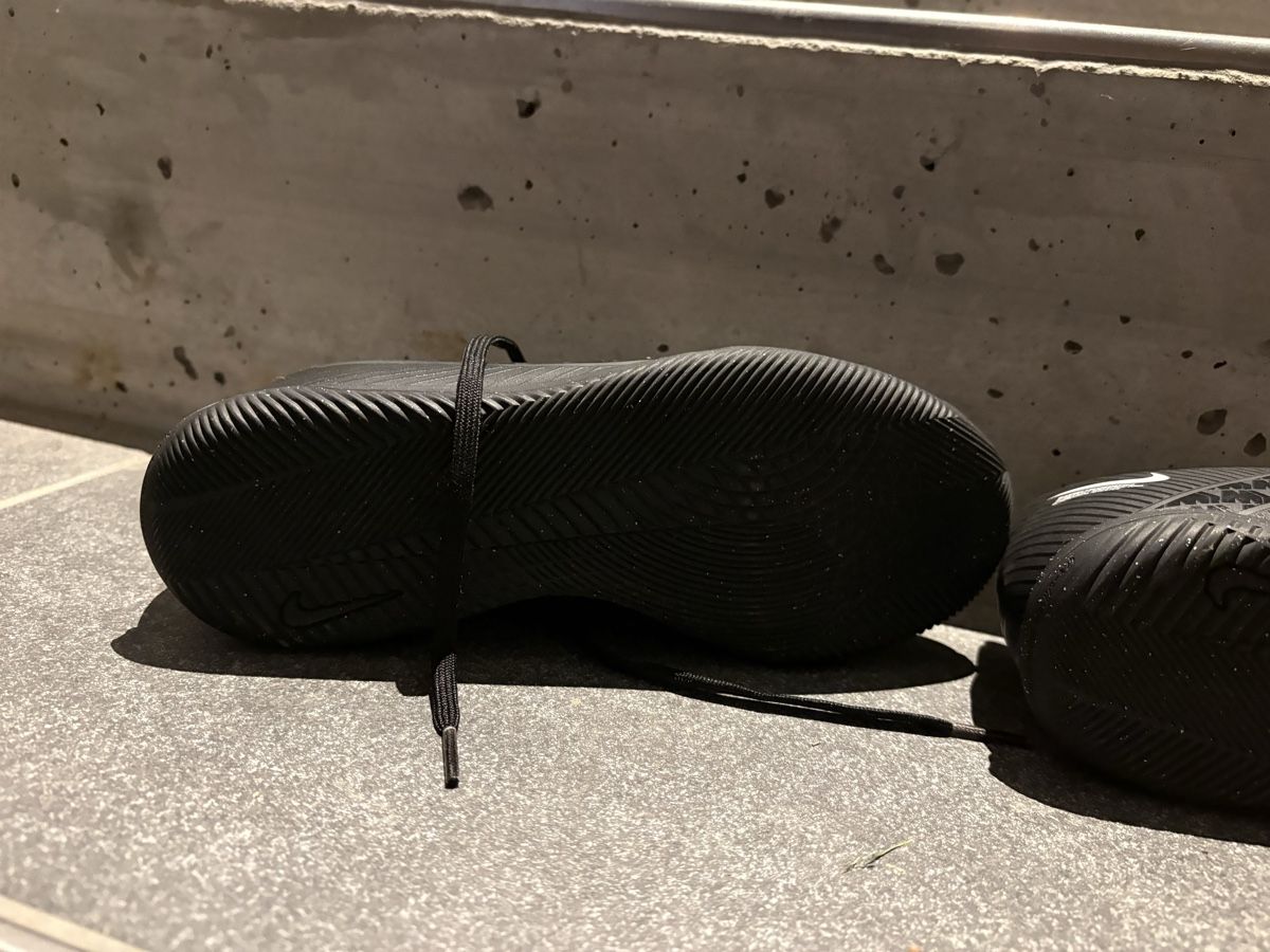 Nike Scarpe da uomo: Nike Mercurial Hallenschuhe Grösse 36 – Usato da Stettfurt venduto da catwoman7 2