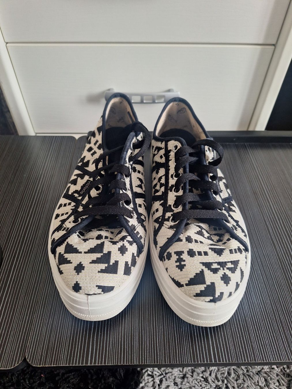 Victoria Scarpe da donna: Victoria Plateau – Usato da Worb venduto da nfsolutions
