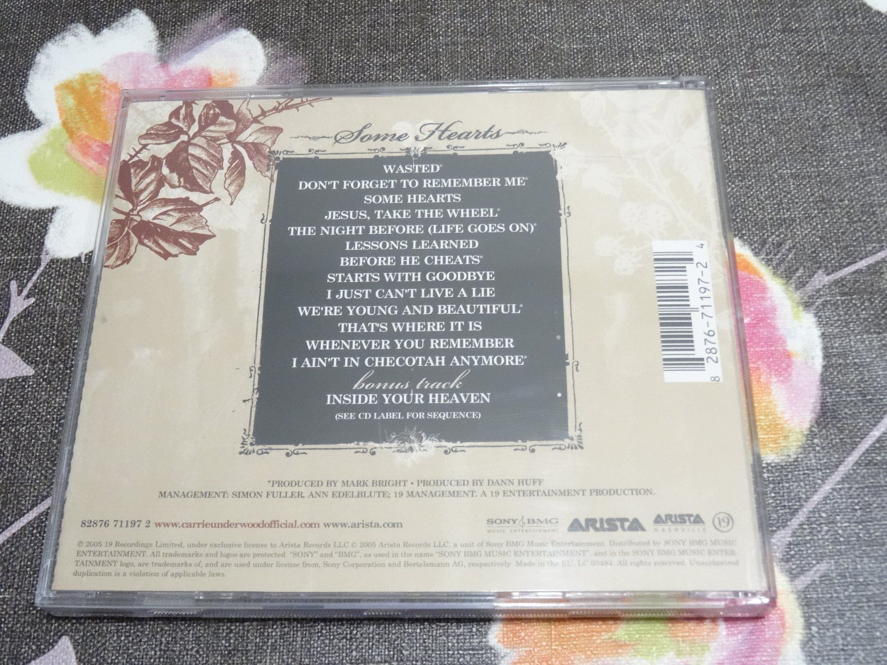 CDs: Carrie Underwood - Some Hearts CD – Gebraucht aus Olten von  1