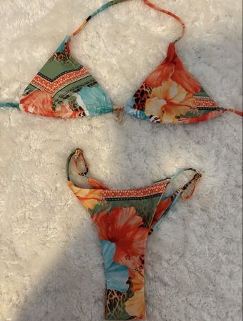 Bikini
