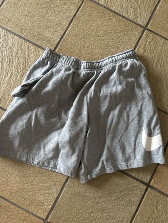 Kurze Jogginghose Nike, Grösse XL