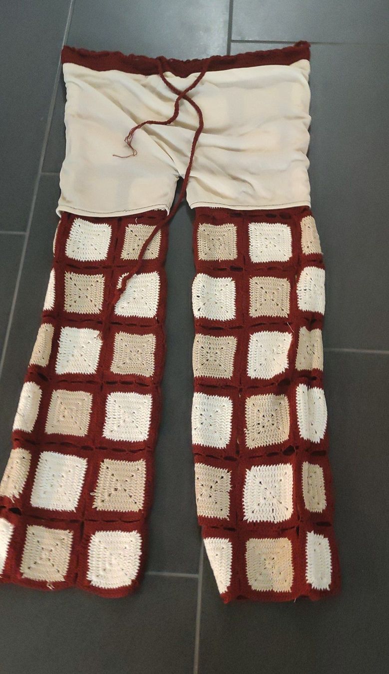 Pantaloni: Handgestrickte Hose – Nuovo (secondo la descrizione) da Rüti ZH venduto da Happynong 6