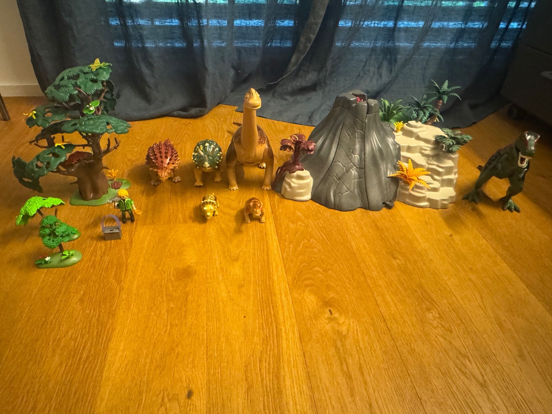 Playmobil Giocattoli: Playmobil Dinosaurier Set – Usato da Weinfelden venduto da rub_7zbg