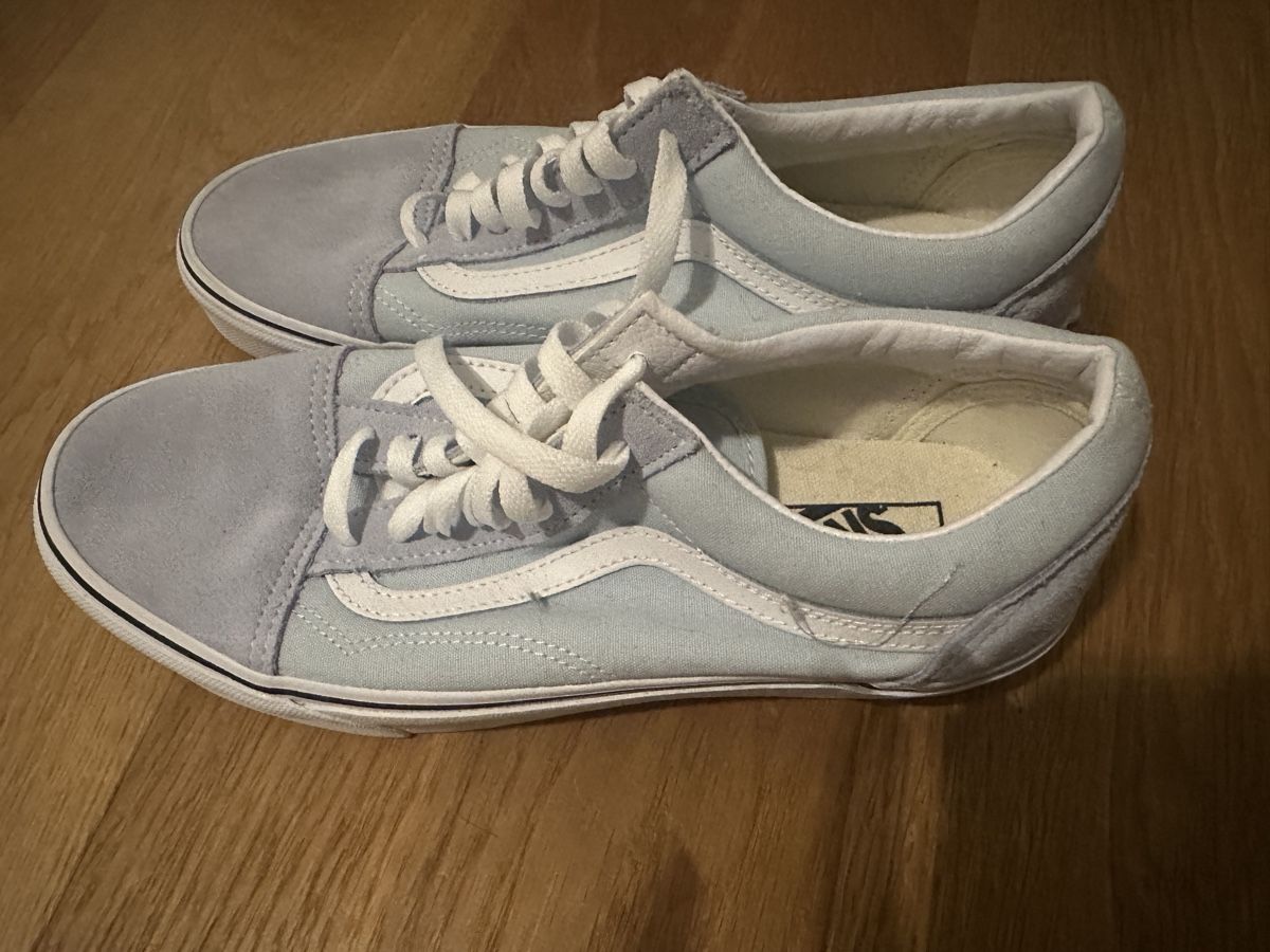 Vans Scarpe da uomo: Vans Old Skool Sneaker, hellblau, Top Zustand, Grösse 41 EU – Nuovo (secondo la descrizione) da Rubigen venduto da Juny_19
