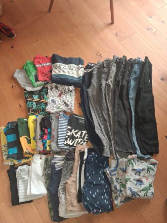 Grosses Kleiderpaket Gr. 134/140
