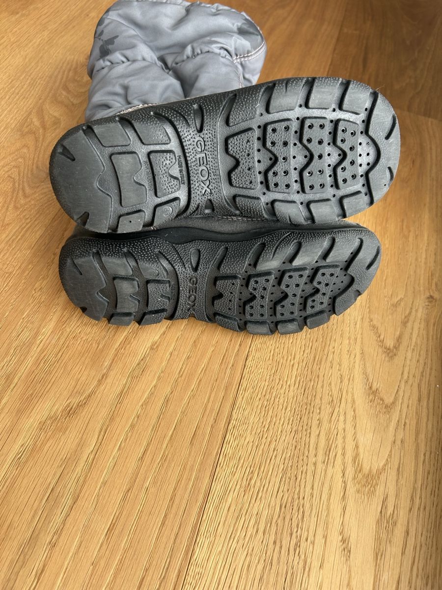 Scarpe per ragazze: Geox Winterstiefel Grösse 33 – Nuovo (secondo la descrizione) da Kirchberg SG venduto da irirob 4