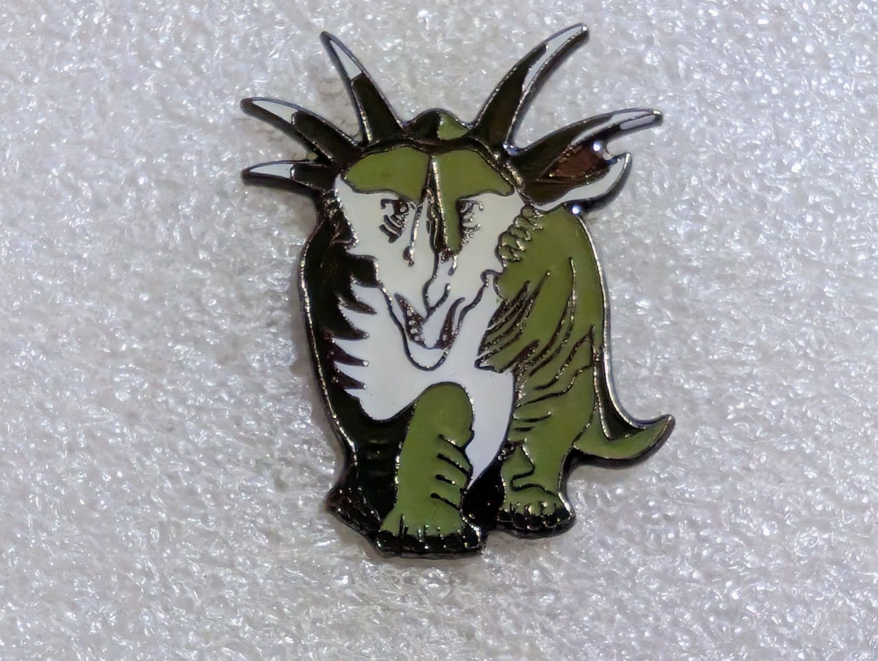 Placchette & Badge: Ansteckpin 156: Dinosaurier – Usato da Oppligen venduto da Pin-Fall-Shop