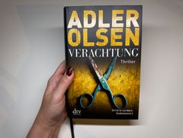 ROMAN: Adler Olsen, Verachtung