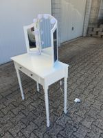 Schminktisch weiss mit Spiegel & Beleuchtung (gebrauch)