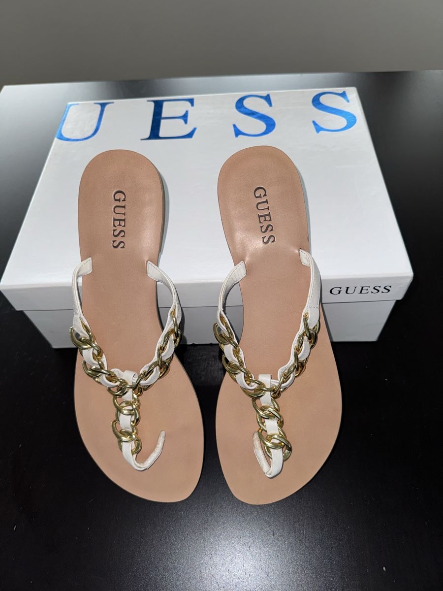 Guess Scarpe da donna: Flip Flop Guess weiss/gold, Gr. 39 – Nuovo (secondo la descrizione) da Zürich venduto da Jen10
